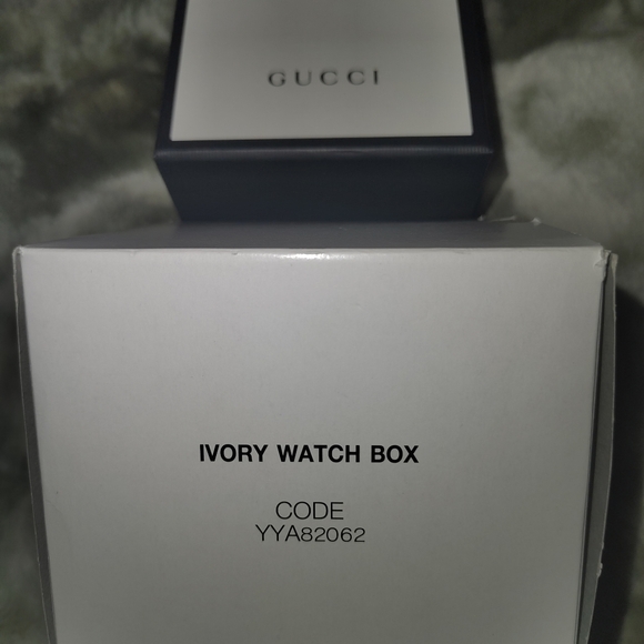 Gucci Watch - Picture 4 of 5